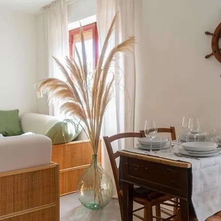 Welcomely - And Blue - Apartament